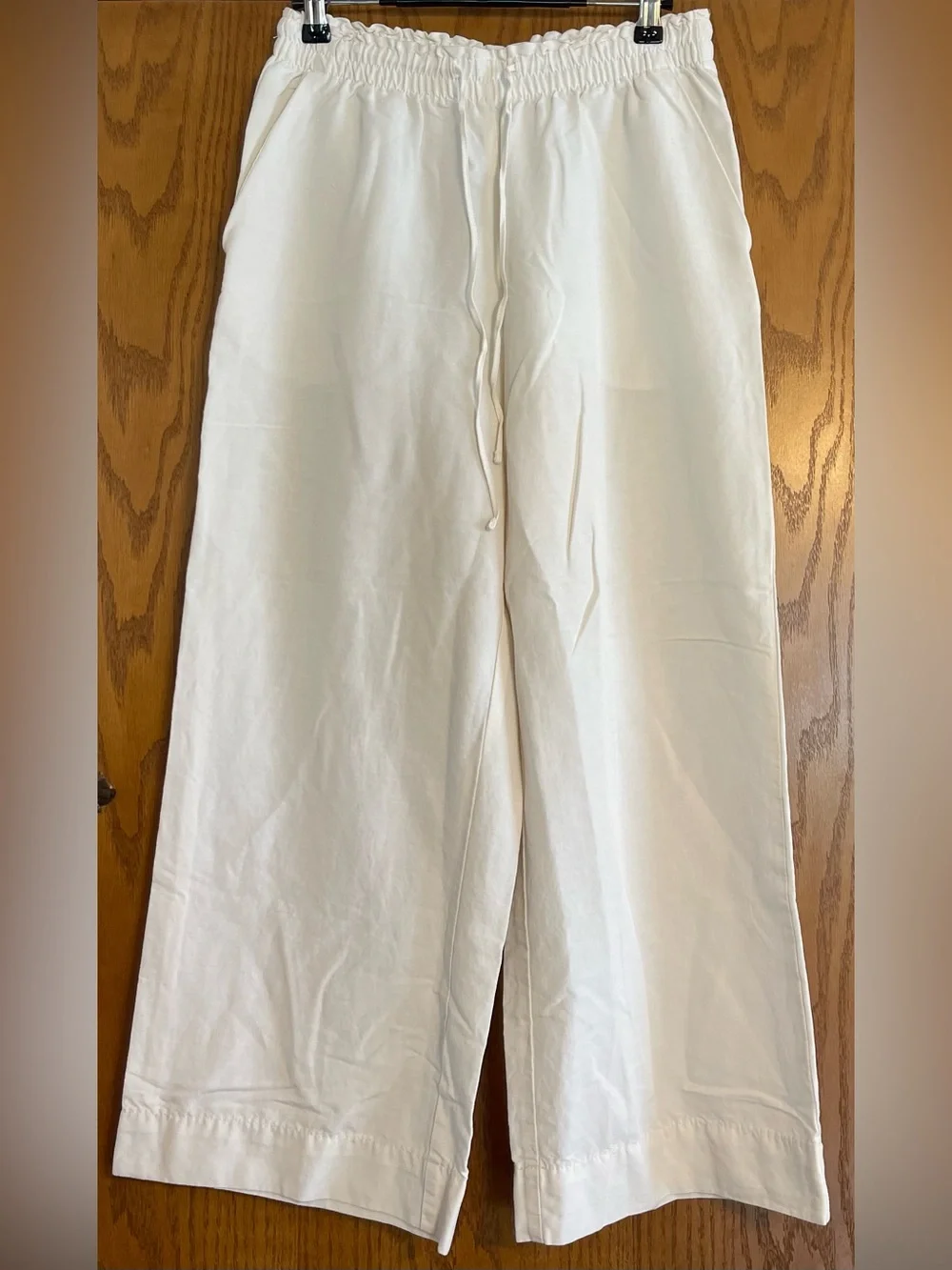 H&M White Linen Blend Crop Pants